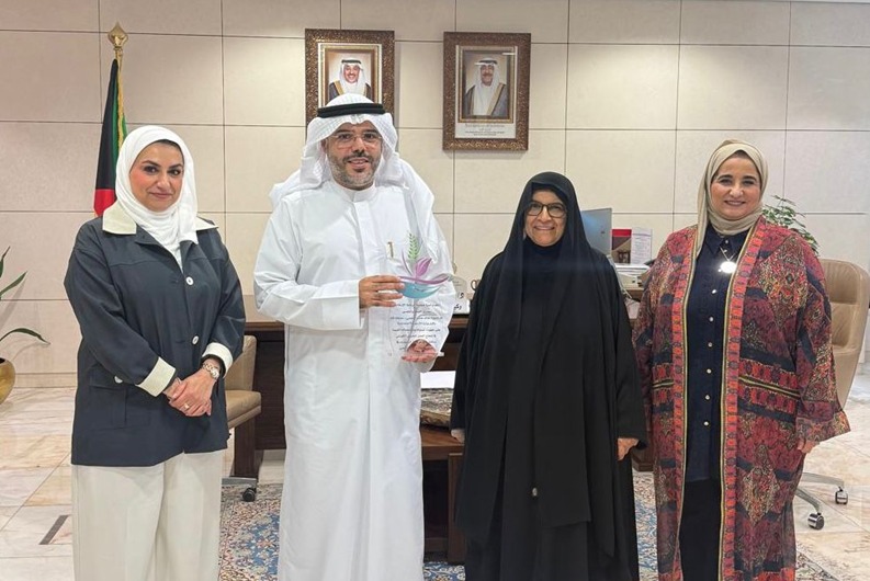 تكريم جمعية الرعاية الإسلامية عدد من المسؤولين في وزارة الشؤون الاجتماعية